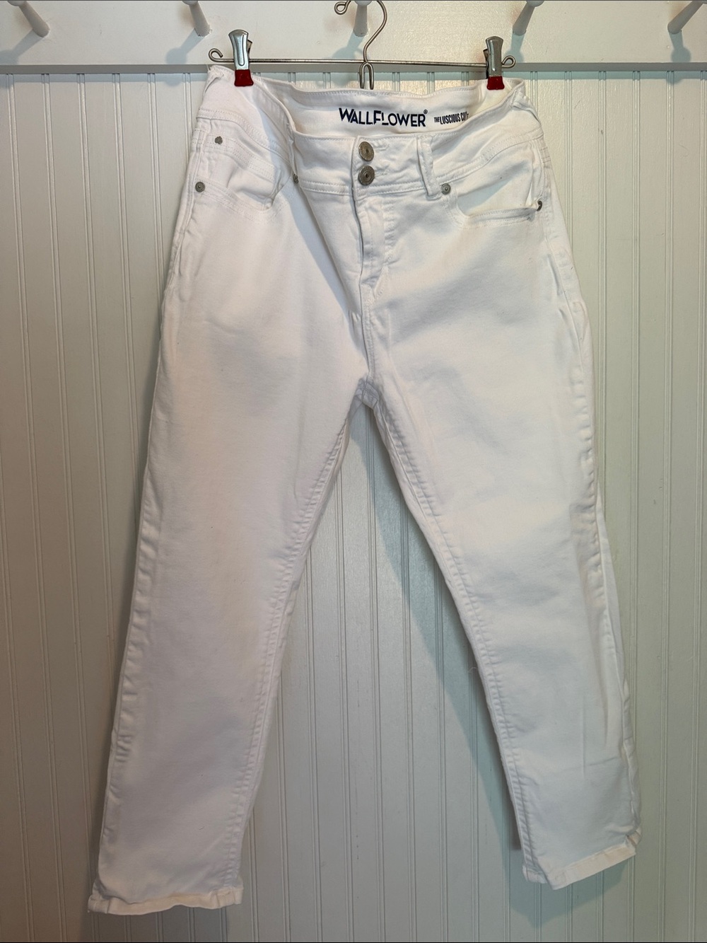 Wallflower Luscious Curvy Fit Crop white jeans 13